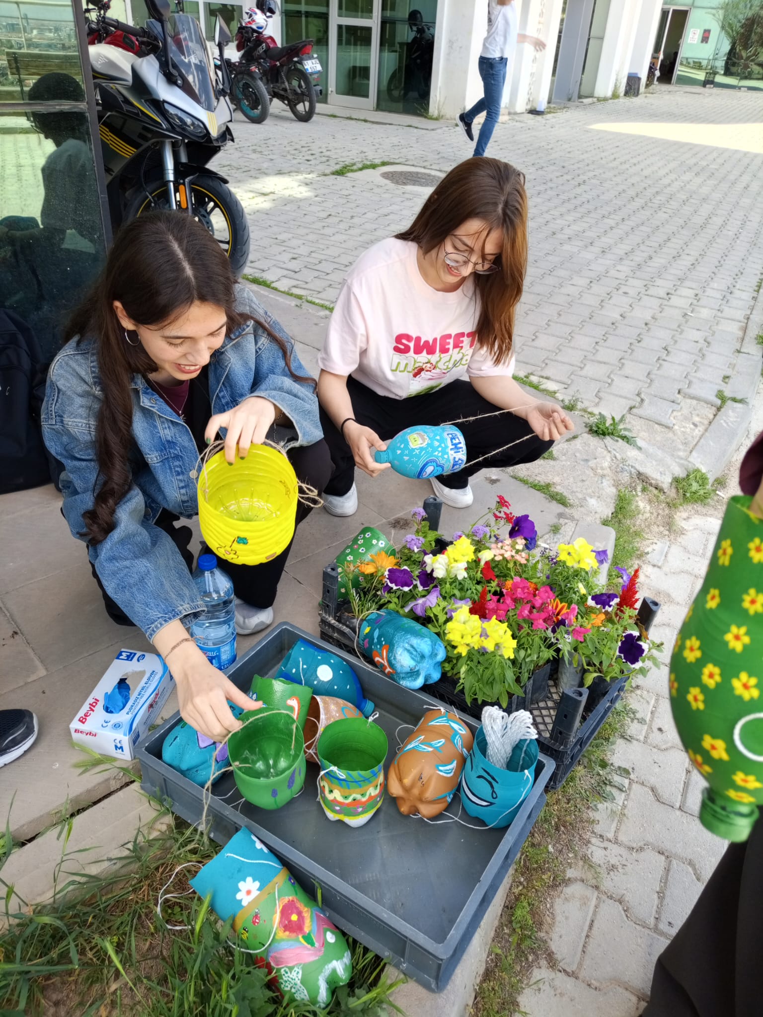 Design with Recycling and Let Our Garden Bloom This Spring.